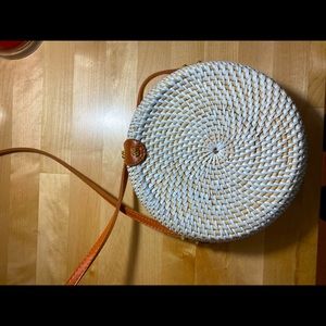 Round rattan bag